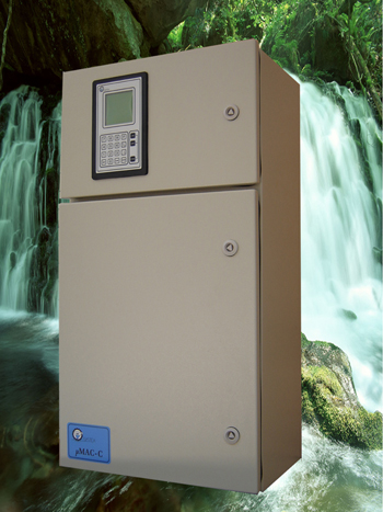 On-line total phosphorus analyzer